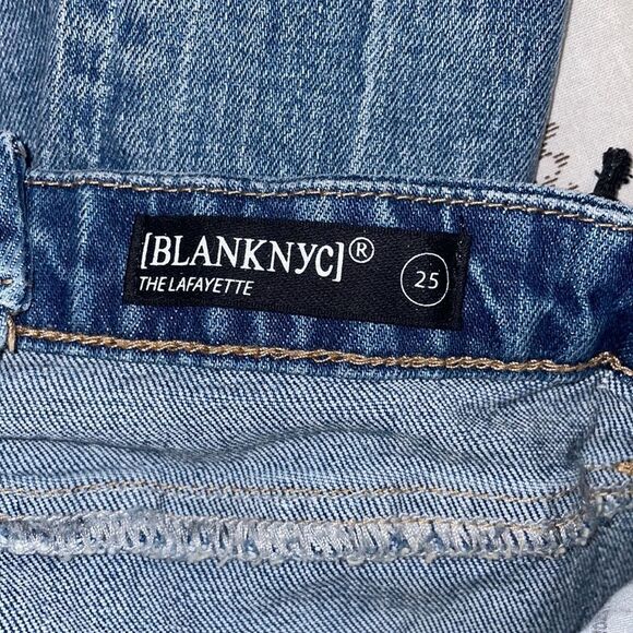 Blank NYC The Lafayette High Rise Distressed Straight Jeans size 25 - Picture 3 of 4